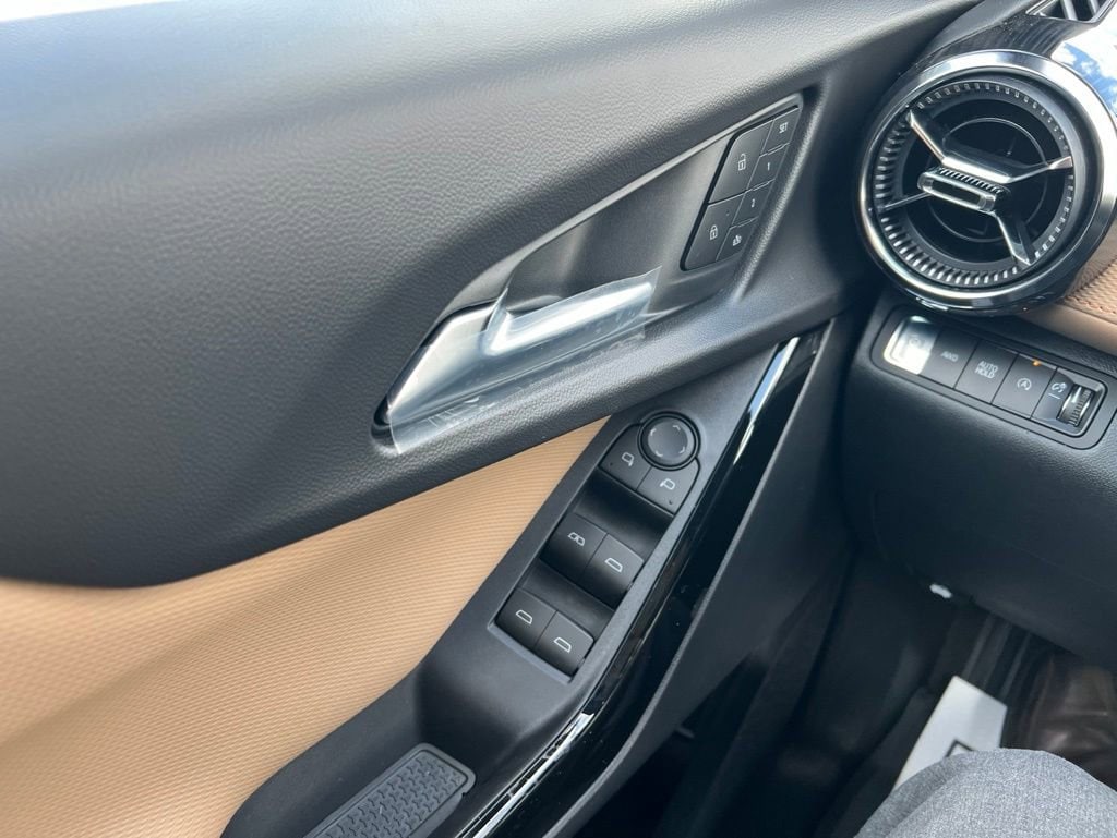2026 Chevrolet Equinox ACTIV - Photo 22