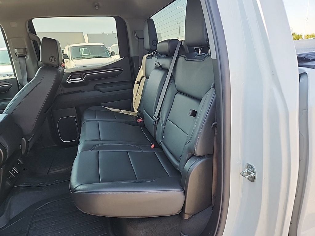 2023 GMC Sierra 1500 SLT - Photo 35