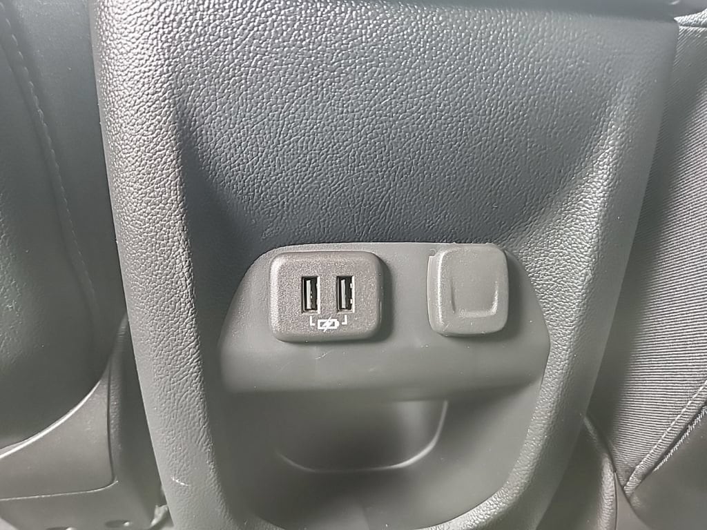 2021 Chevrolet Colorado ZR2 - Photo 36
