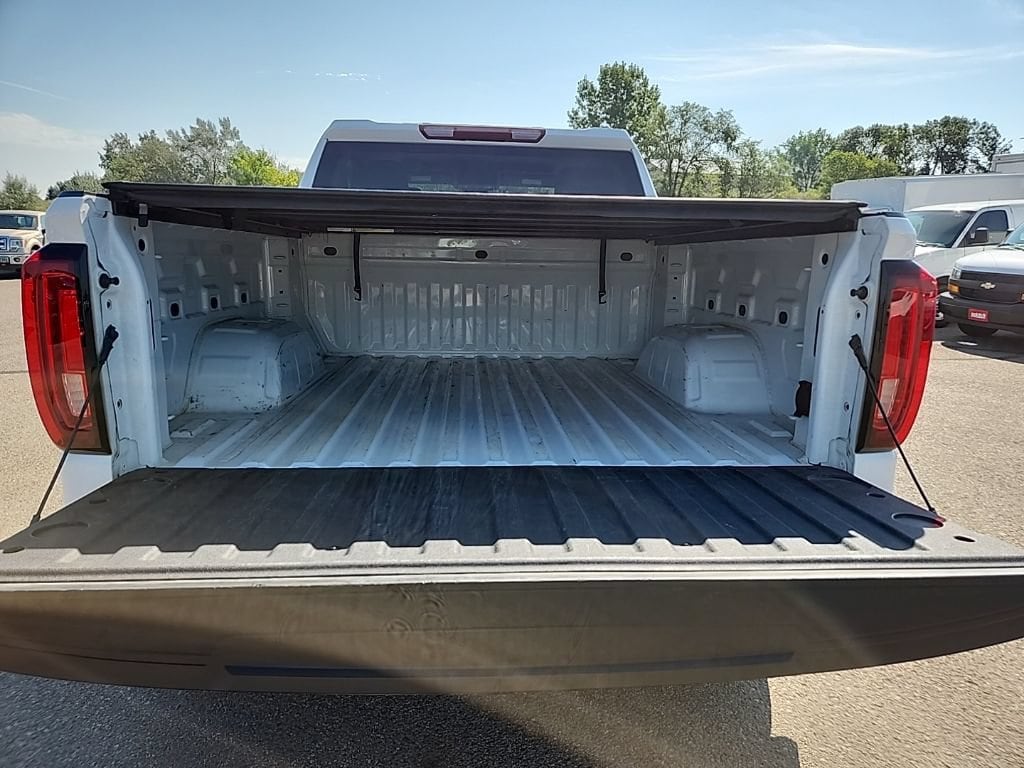 2023 GMC Sierra 1500 SLT - Photo 37