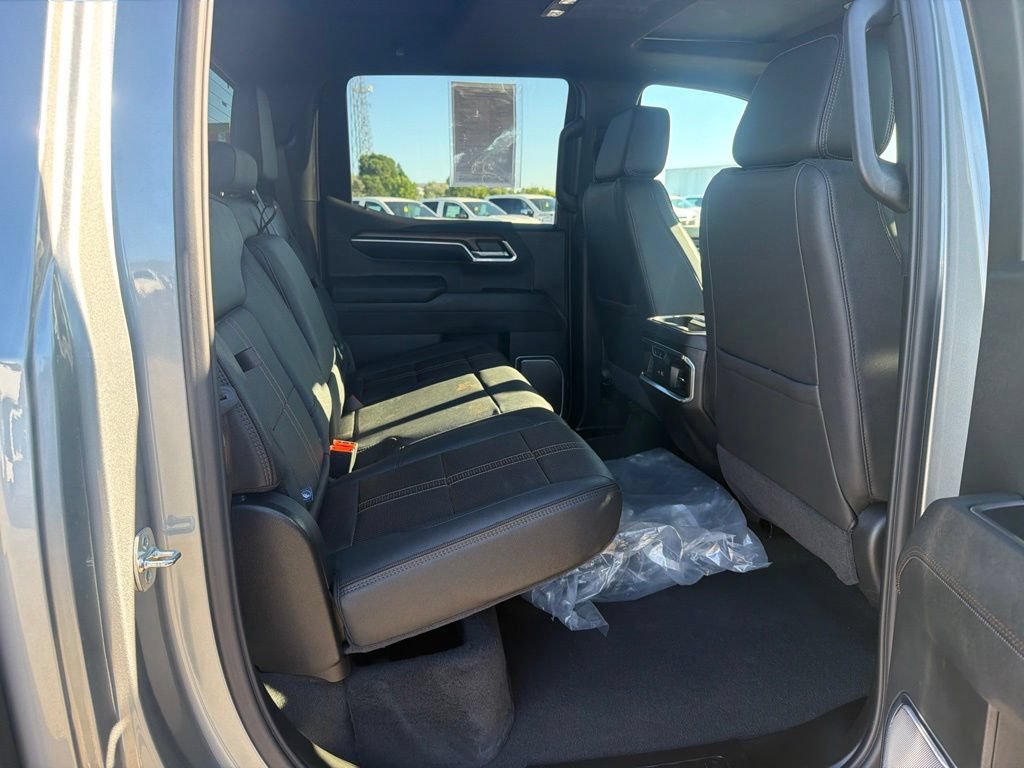 2026 Chevrolet Silverado 1500 High Country - Photo 37
