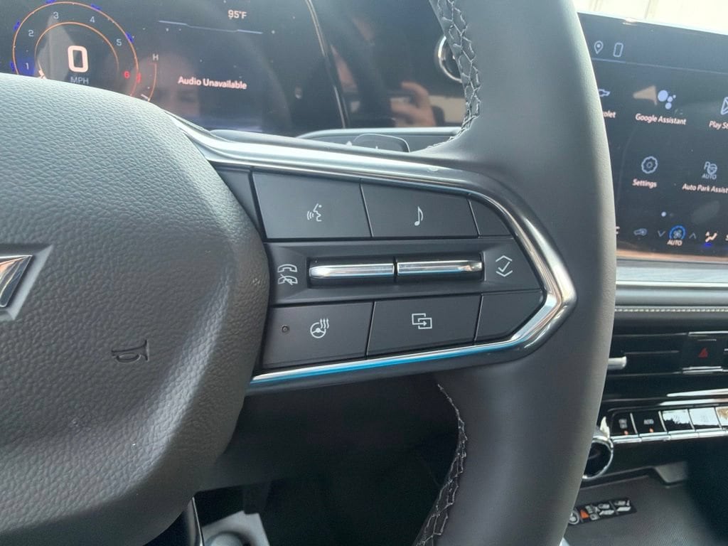 2026 Chevrolet Suburban Premier - Photo 13