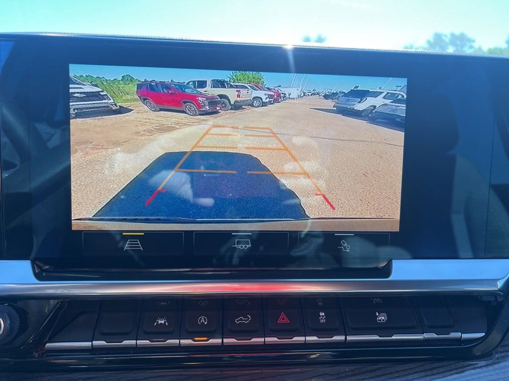 2023 Chevrolet Silverado 1500 LT - Photo 14