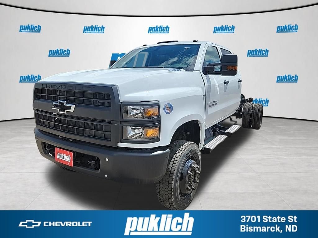 2026 Chevrolet Silverado HD WT 4WD Crew Cab 175" WB's photo