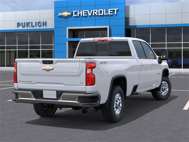 2025 Chevrolet Silverado 2500HD LT photo 4