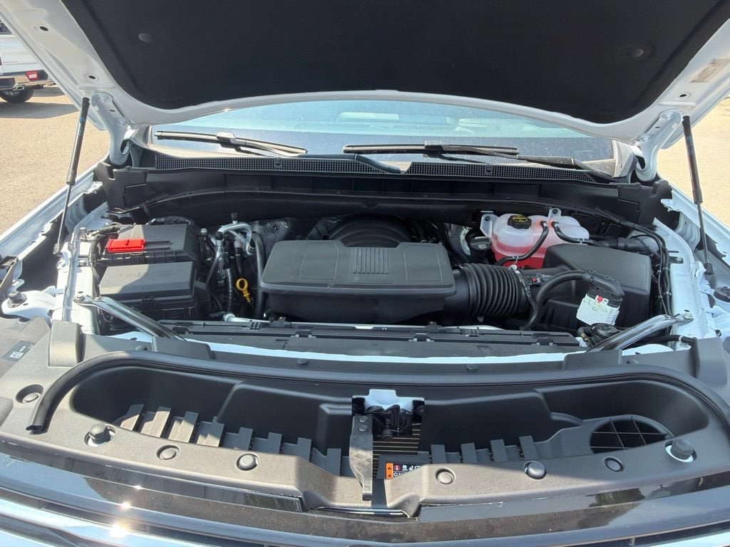 2026 Chevrolet Suburban Premier - Photo 38
