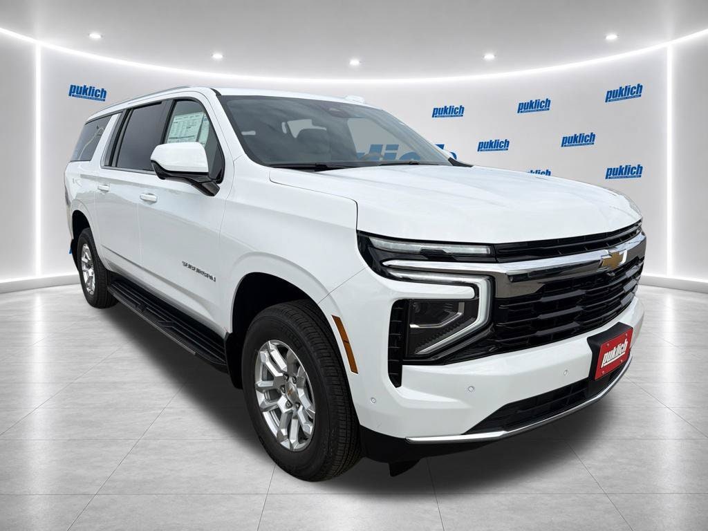 2026 Chevrolet Suburban LS - Photo 9