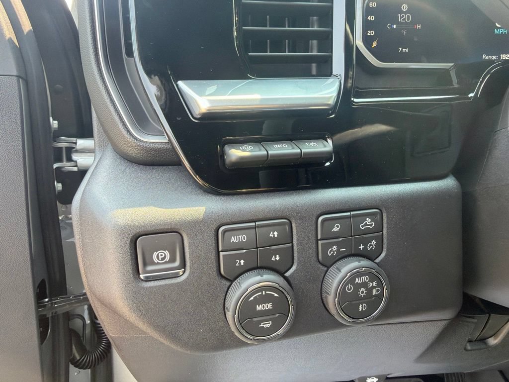 2026 Chevrolet Silverado 3500 HD High Country - Photo 17