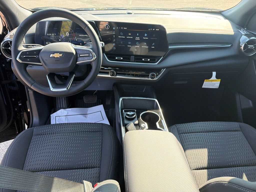 2027 Chevrolet Equinox LT - Photo 25