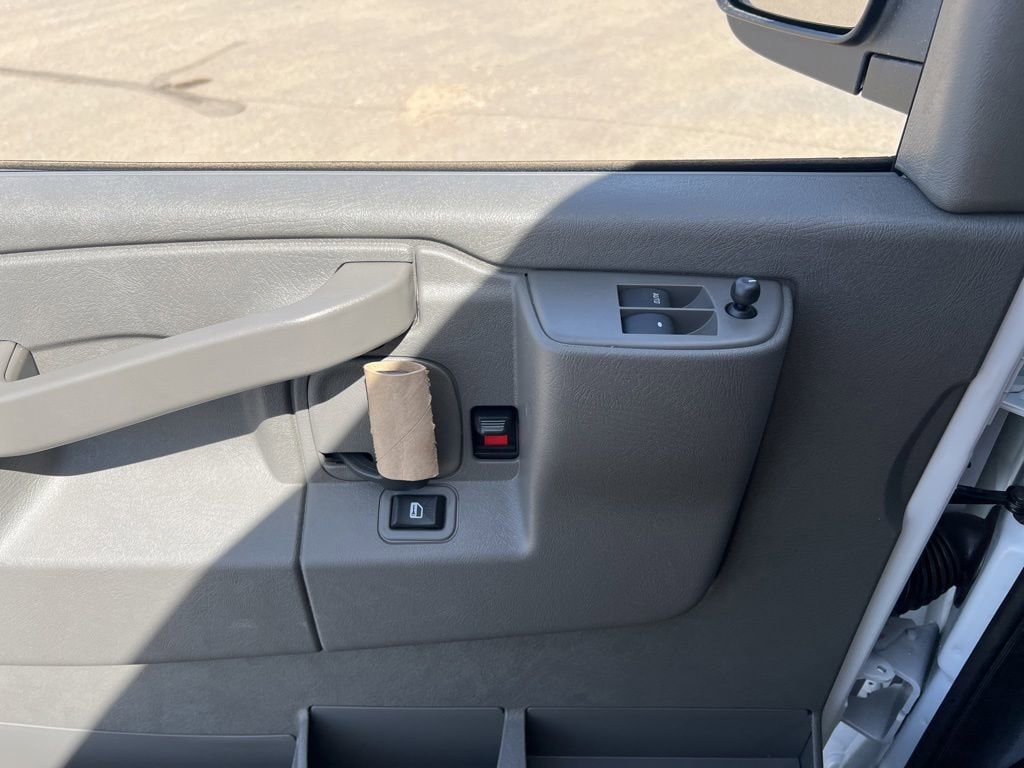 2026 Chevrolet Express Cargo Work Van - Photo 18