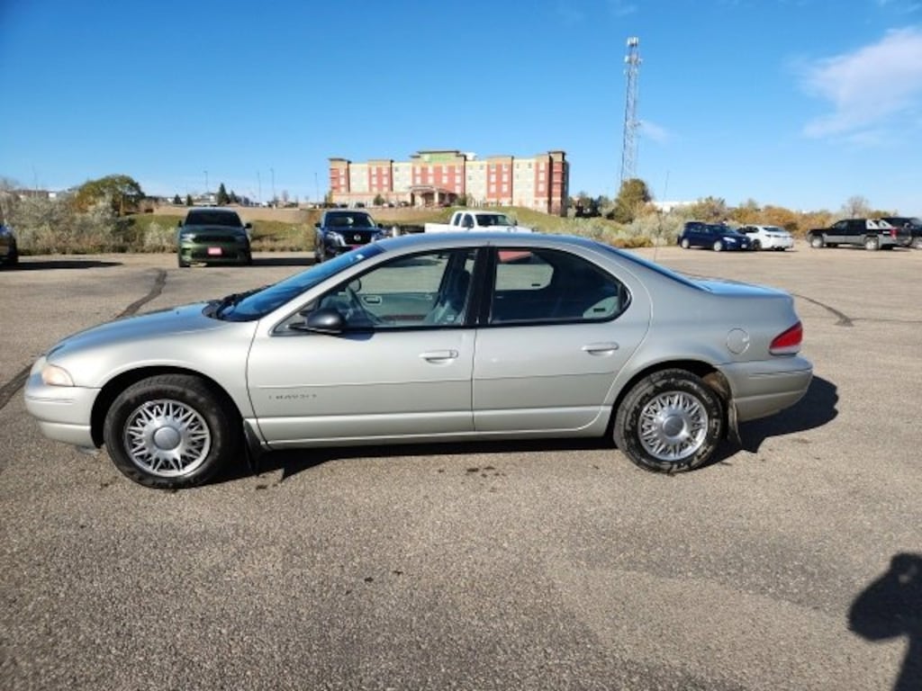 Used 1996 Chrysler Cirrus Sedan