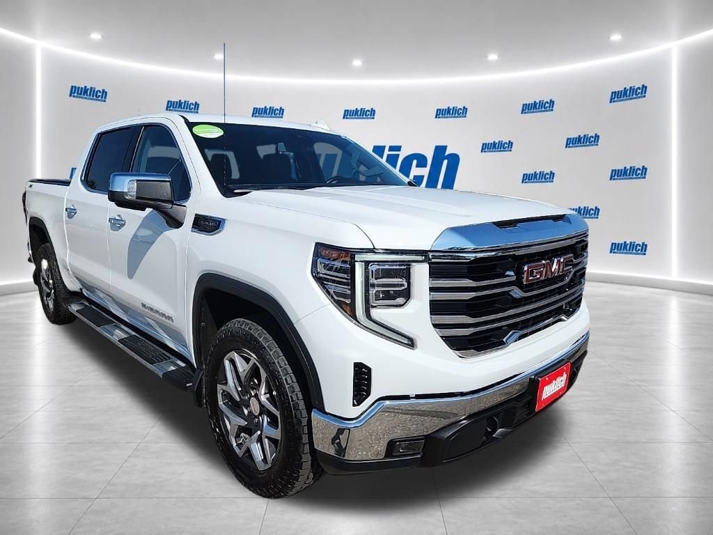 2023 GMC Sierra 1500 SLT - Photo 7