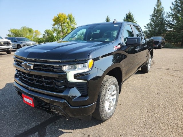 2022 Chevrolet Silverado 1500 RST photo 3
