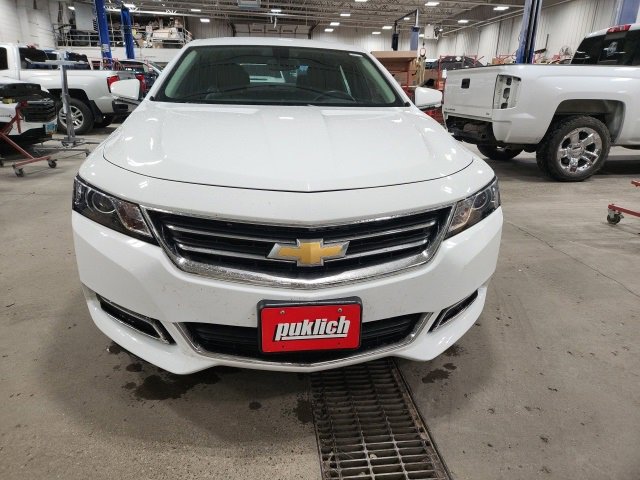 2019 Chevrolet Impala 1LT photo 2