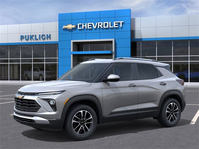 2026 Chevrolet Trailblazer LT photo 2