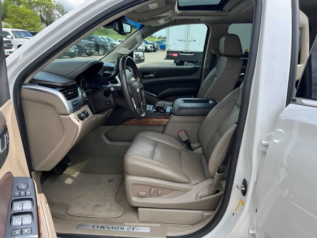 2020 Chevrolet Suburban Premier - Photo 26