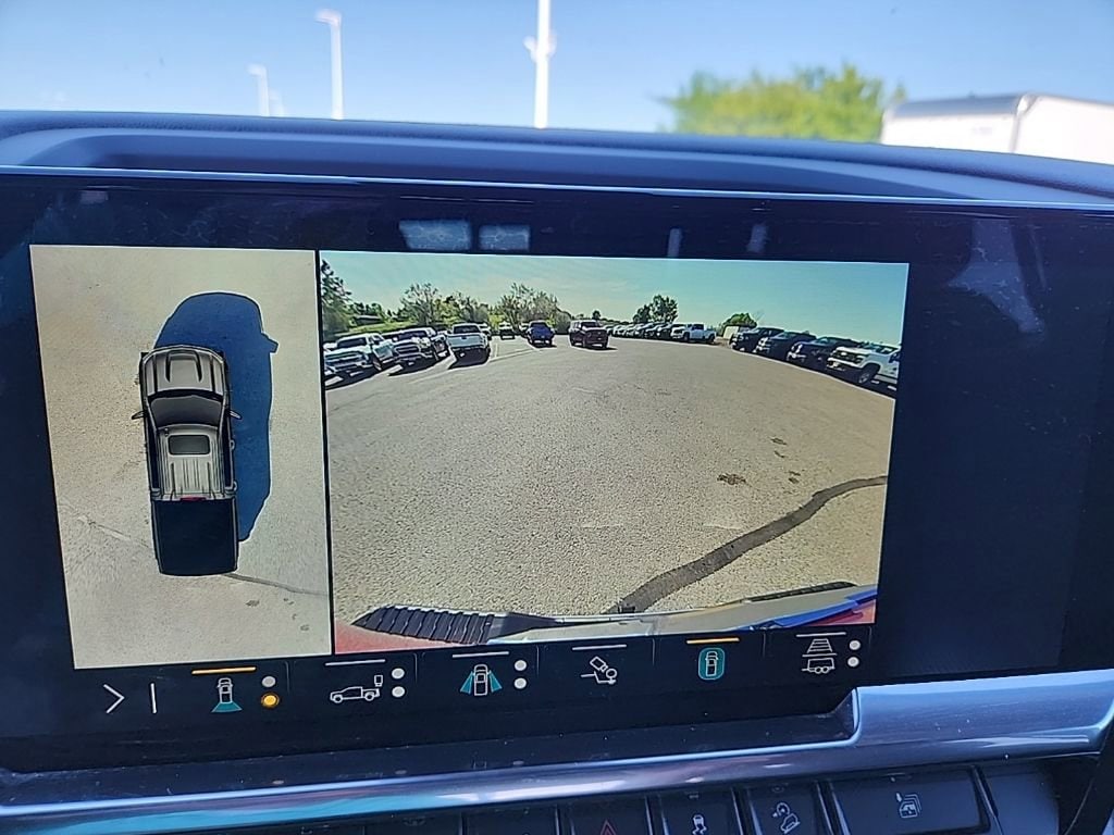 2023 Chevrolet Silverado 1500 LT - Photo 22