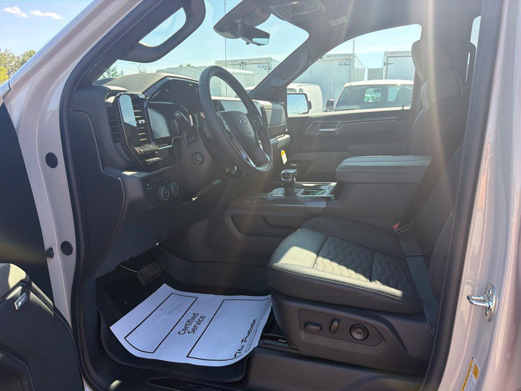 2026 Chevrolet Silverado 1500 ZR2 - Photo 37