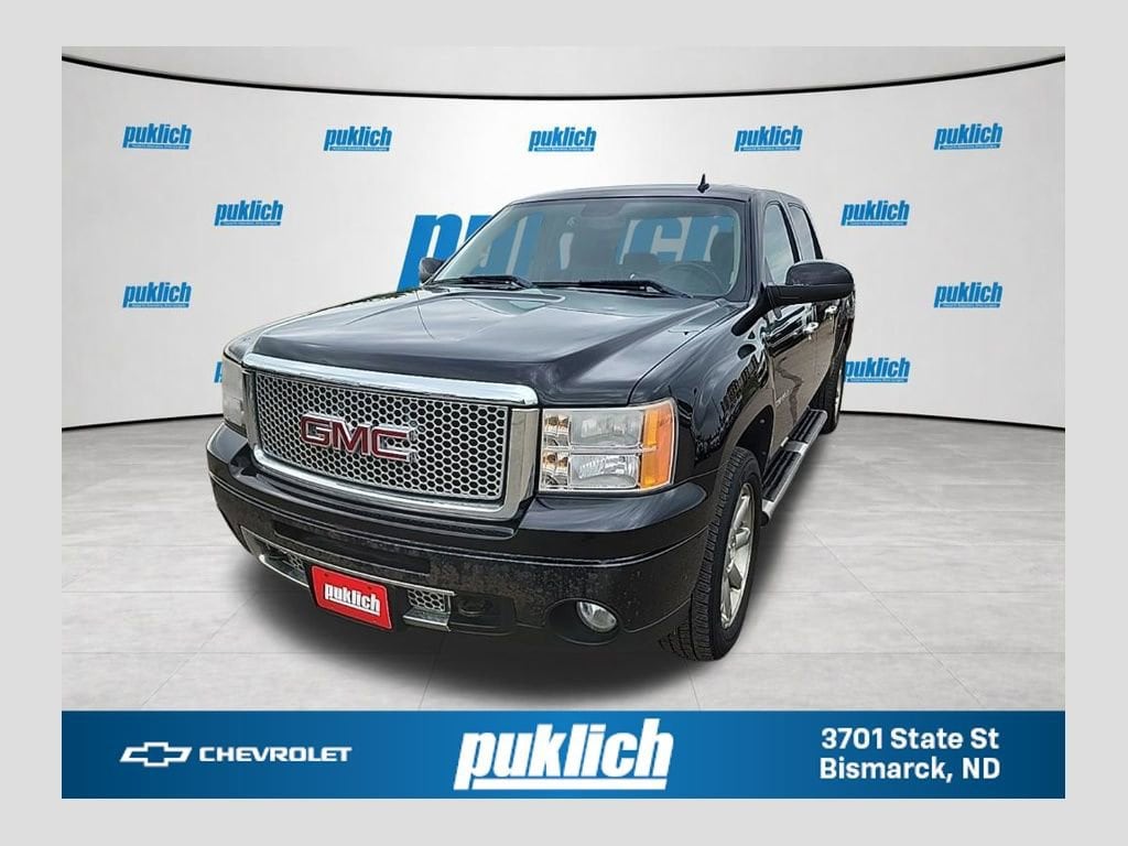 2011 GMC Sierra 4WD Crew Cab Short Box's photo