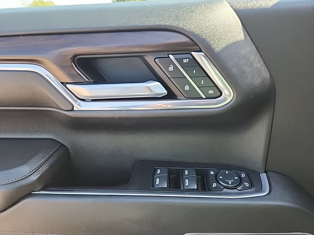 2023 GMC Sierra 1500 SLT - Photo 30
