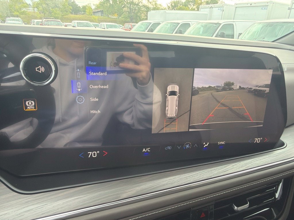 2026 Chevrolet Suburban LS - Photo 18