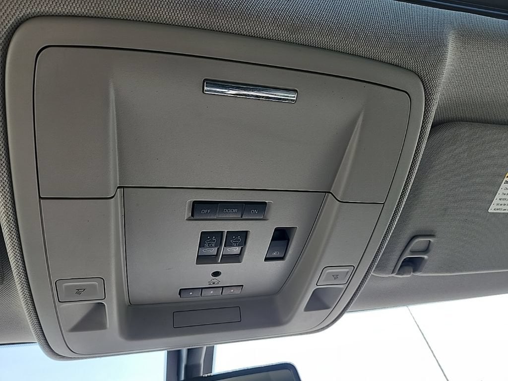 2018 Chevrolet Silverado 3500HD LTZ - Photo 17