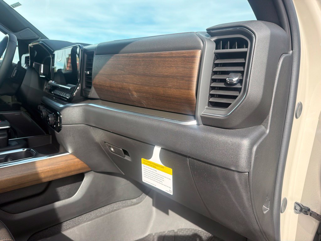 2026 Chevrolet Silverado 1500 High Country - Photo 42
