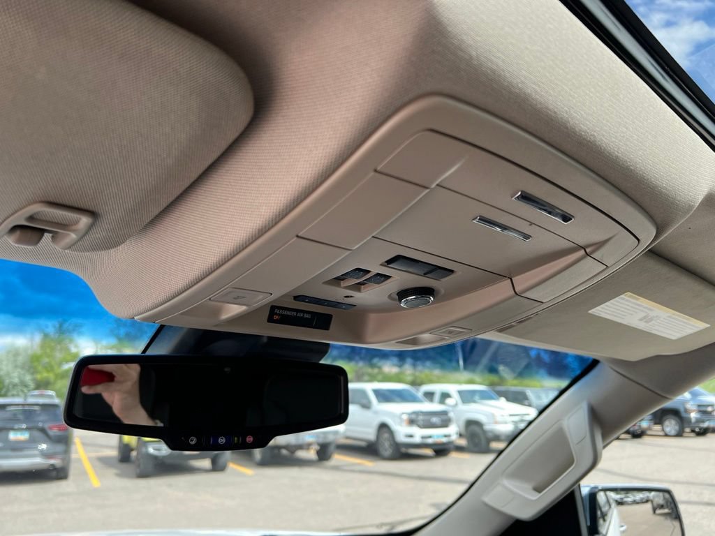 2020 Chevrolet Suburban Premier - Photo 16