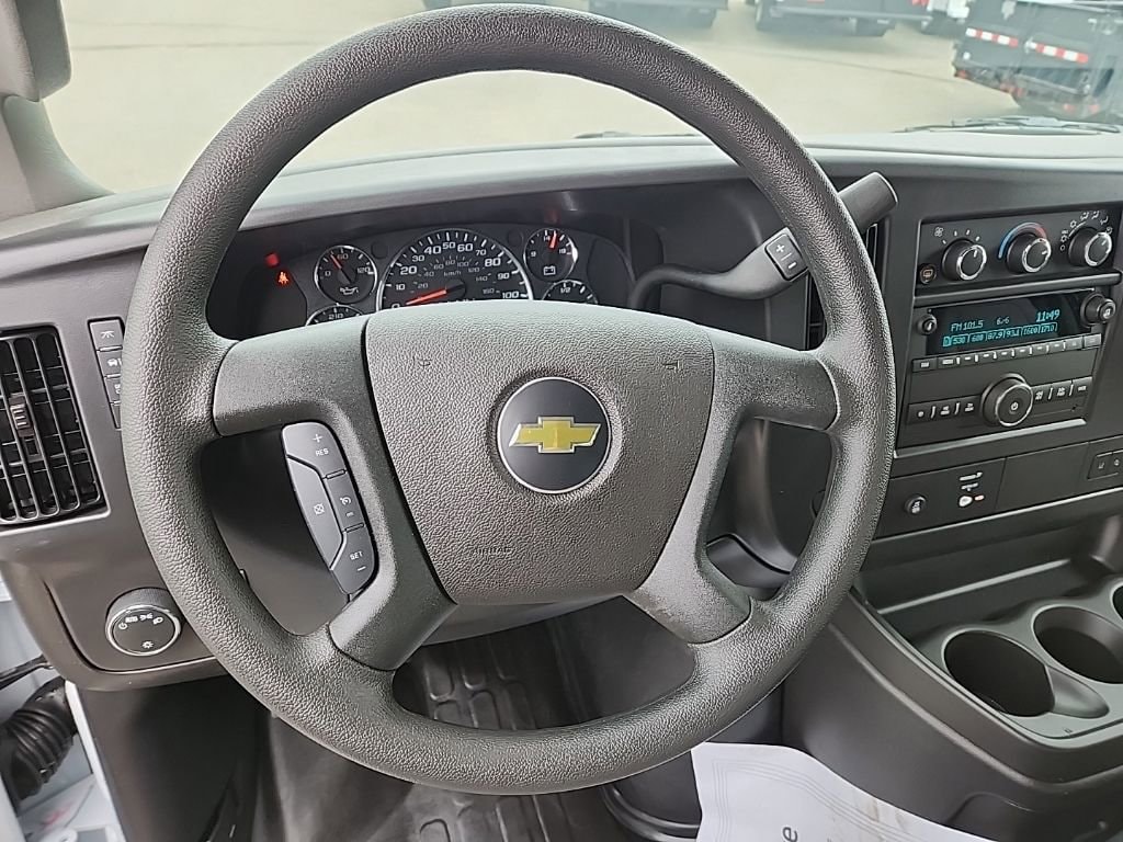 2026 Chevrolet Express Cargo Work Van - Photo 11