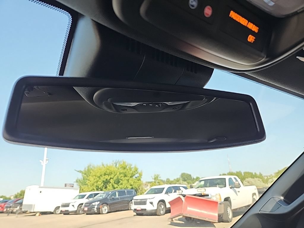 2026 Chevrolet Colorado LT - Photo 18