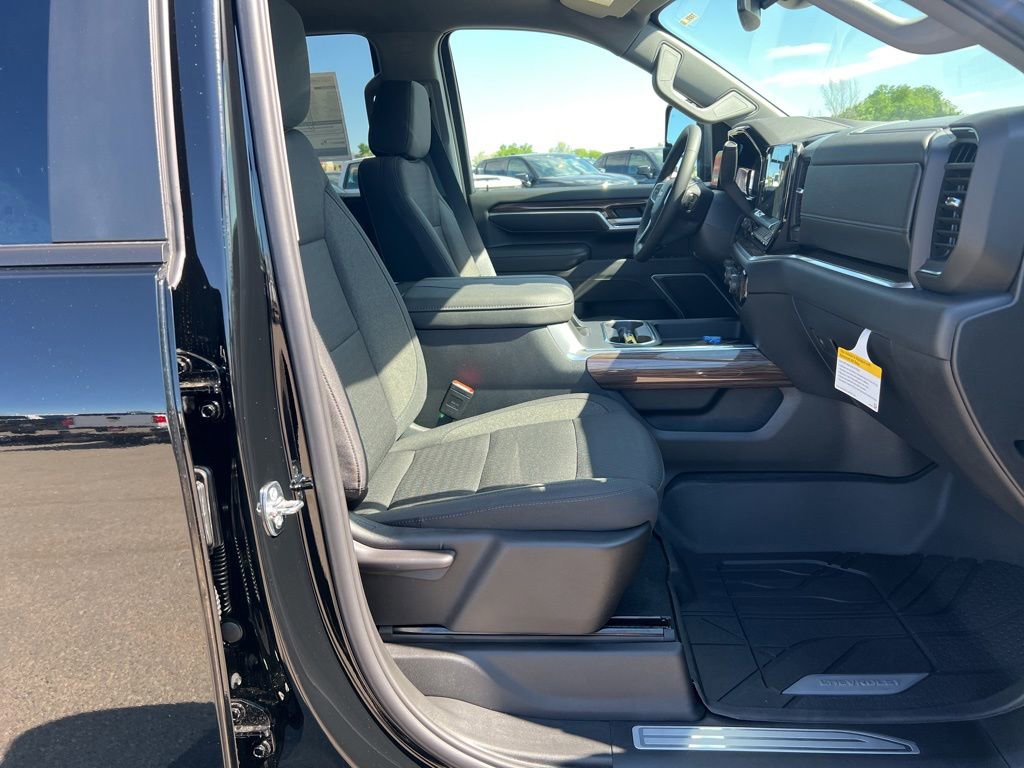 2026 Chevrolet Silverado 3500 HD LT - Photo 28