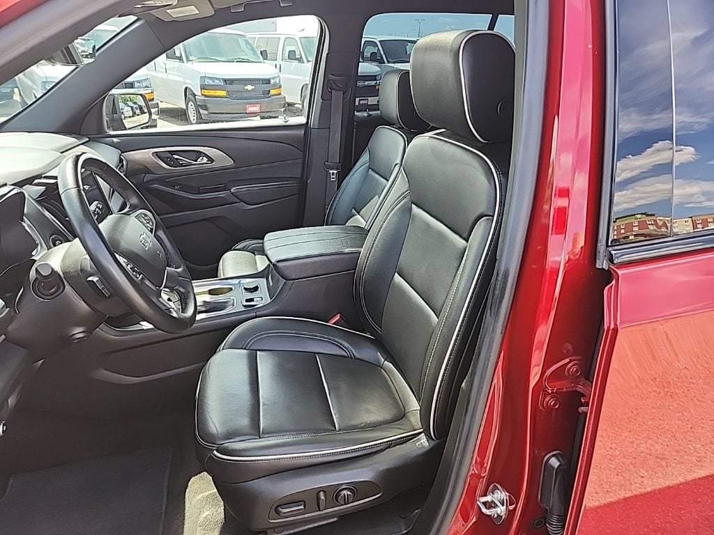 2023 Chevrolet Traverse Premier - Photo 43
