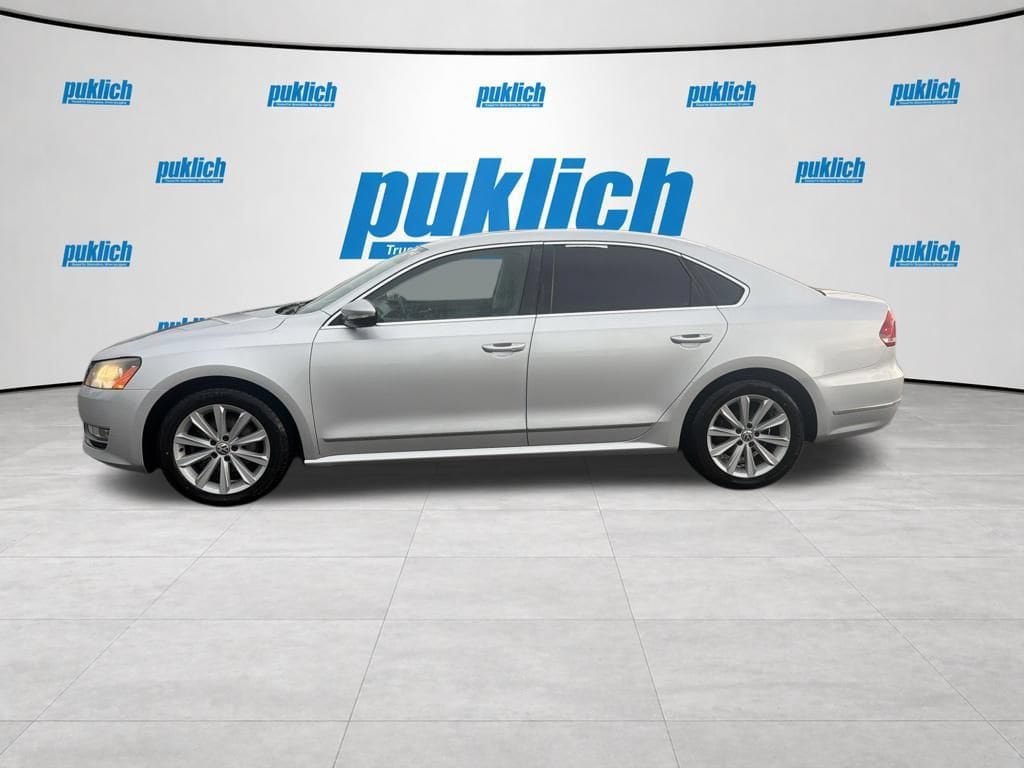 Used 2012 Volkswagen Passat SEL with VIN 1VWCP7A38CC022273 for sale in Bismarck, ND