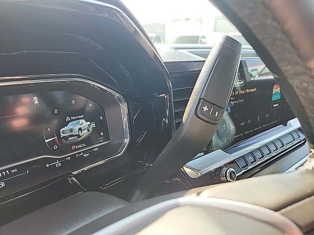 2023 GMC Sierra 1500 SLT - Photo 12