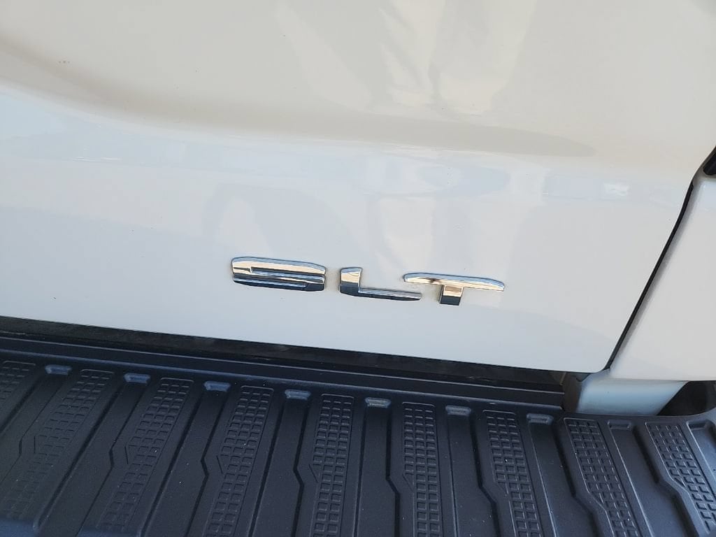 2023 GMC Sierra 1500 SLT - Photo 39