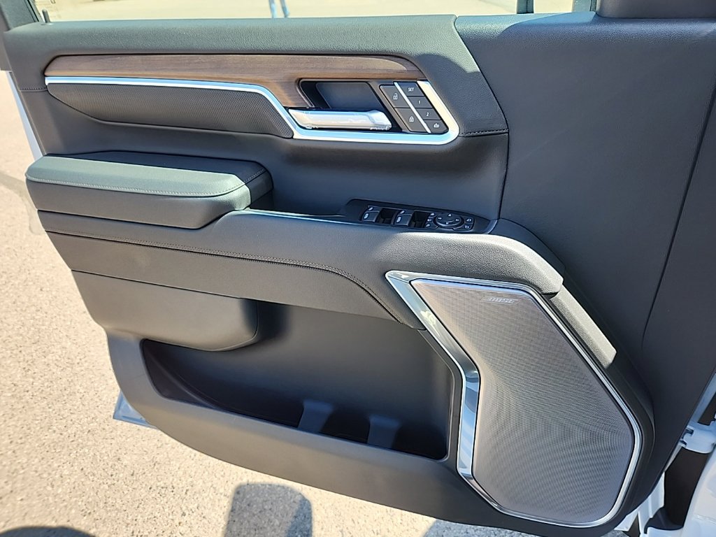 2026 Chevrolet Silverado 2500 HD High Country - Photo 39
