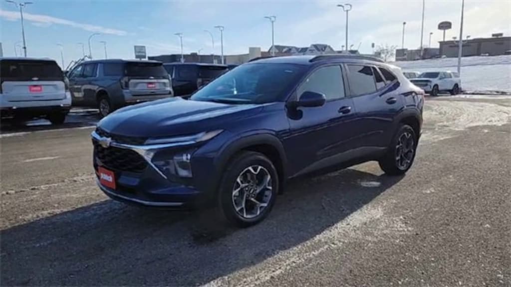 Used 2024 Chevrolet Trax LT SUV