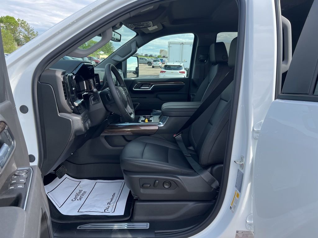 2026 Chevrolet Silverado 3500 HD LT - Photo 26