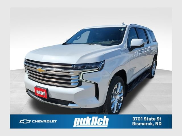 White (Iridescent Pearl Tricoat) 2024 Chevrolet Suburban High Country 4WD SUV / Crossover Four-Wheel Drive Automatic