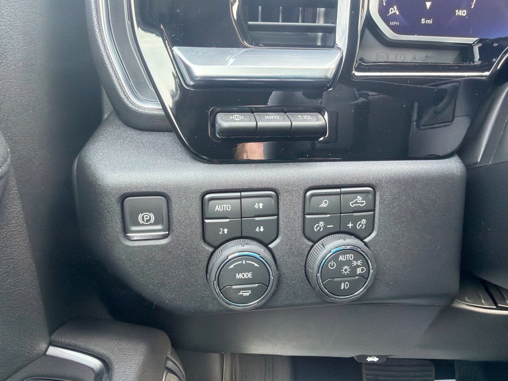 2026 Chevrolet Silverado 1500 High Country - Photo 15