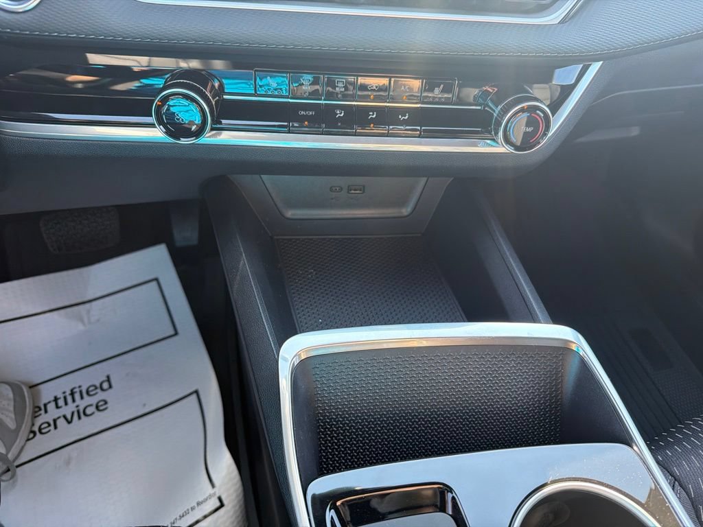2027 Chevrolet Equinox LT - Photo 20