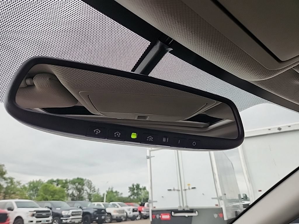 2019 Nissan Sentra SR - Photo 16