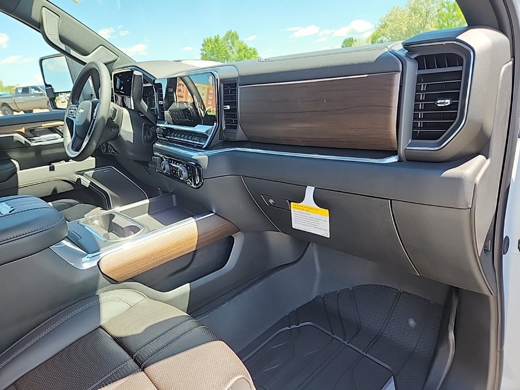 2026 Chevrolet Silverado 2500 HD High Country - Photo 57