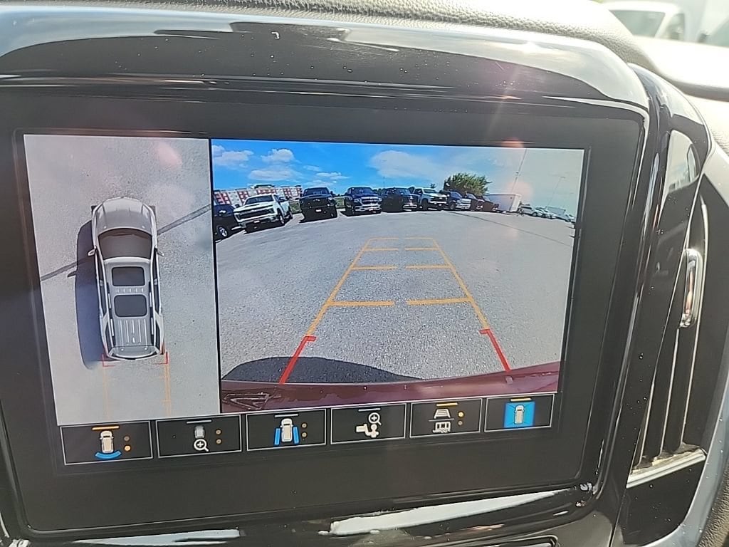 2023 Chevrolet Traverse Premier - Photo 21