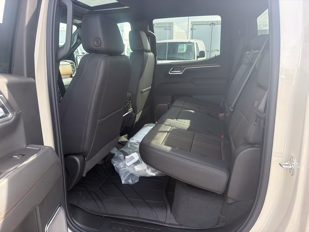 2026 Chevrolet Silverado 1500 High Country - Photo 37