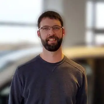 Staff member Andy Ding from ID_a5e8ded18c54