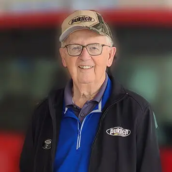 Staff member Fred Hanson from ID_33bae40aa98a