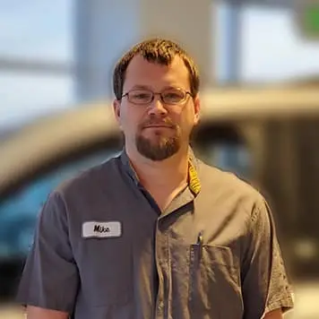 Staff member Mike Jangula from ID_33bae40aa98a