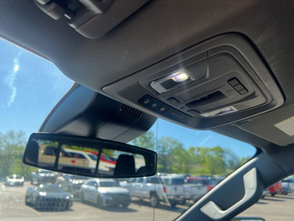 2023 Chevrolet Silverado 1500 LT - Photo 15