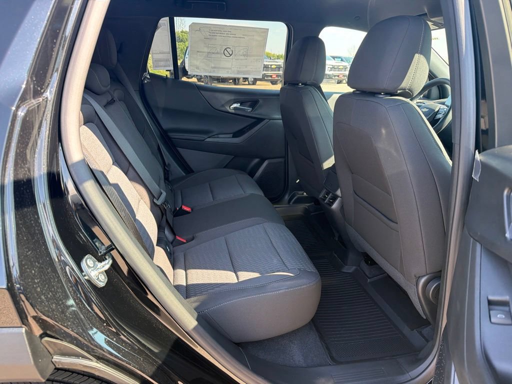 2027 Chevrolet Equinox LT - Photo 33